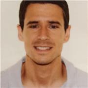 Soy un profesor diplomado en Educación Primaria con más de 12 años de experiencia en todos los ciclos de esta etapa. Me destaco por mi enfoque divertido y mi habilidad para conectar fácilmente con los jóvenes, adaptando mi enseñanza a sus características